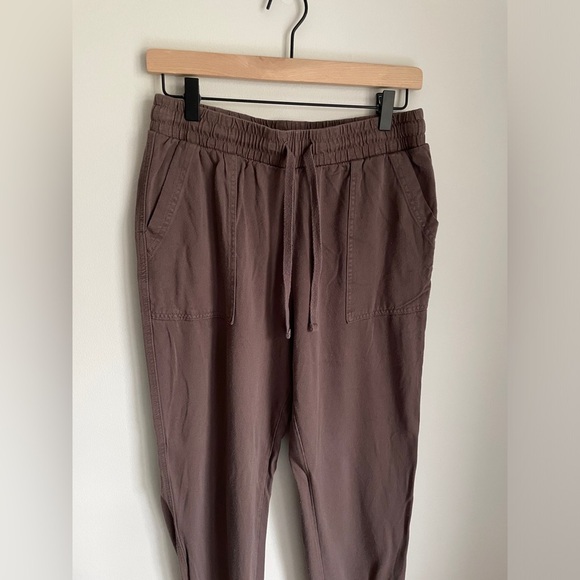 Splendid Women’s Joggers in Dark Brown High Rise Pull-on Pant Size Small - Picture 2 of 4